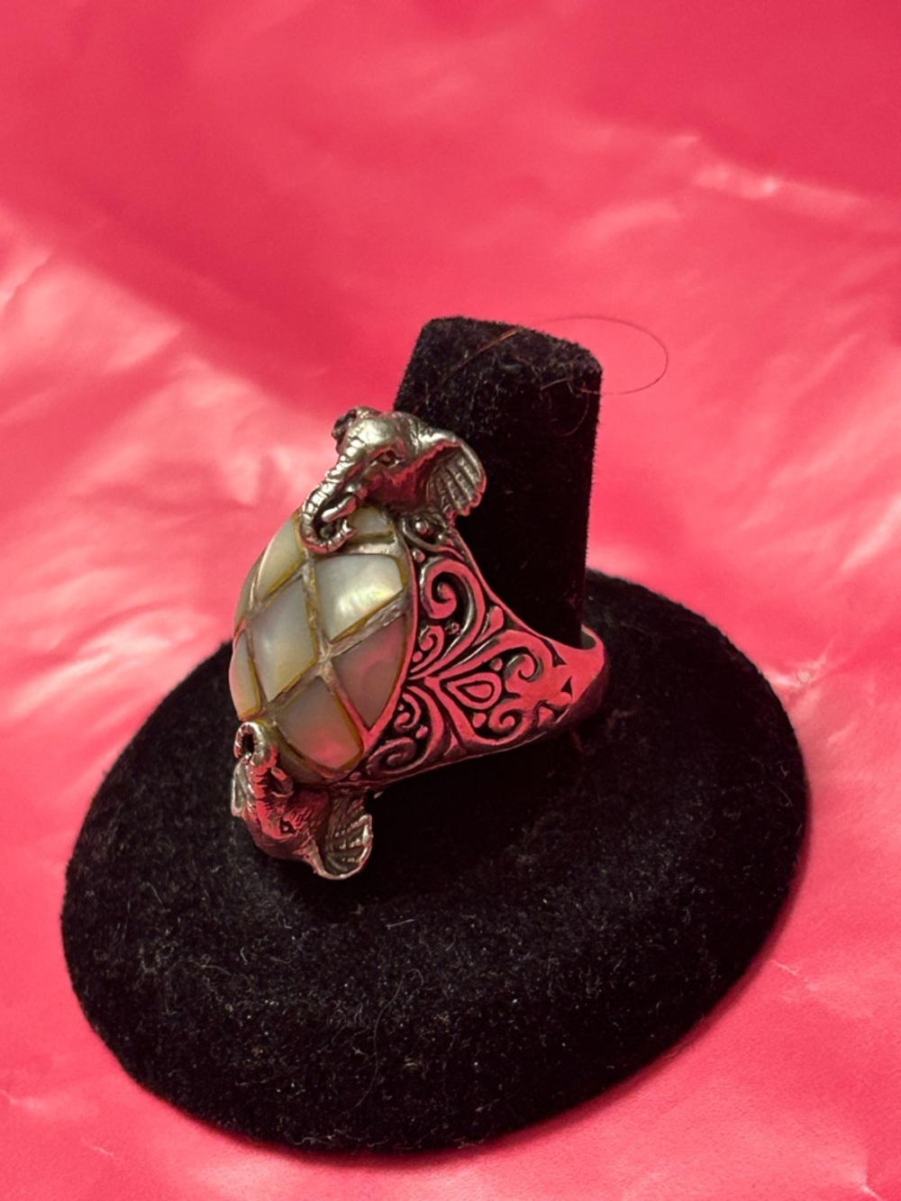 .925 Silver Elephant Statement Ring with moonstone - Picture 4 of 5
